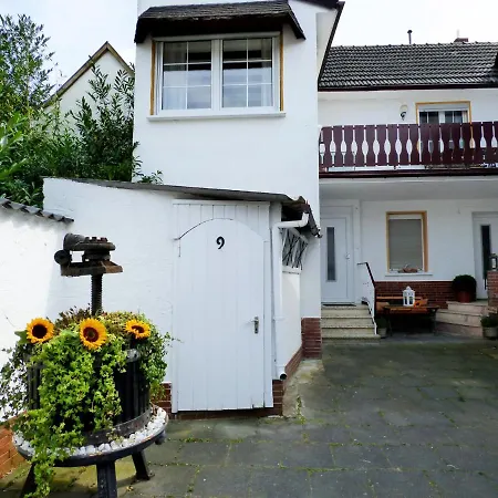 Holiday home Relaxen Im Alten Winzerhaus